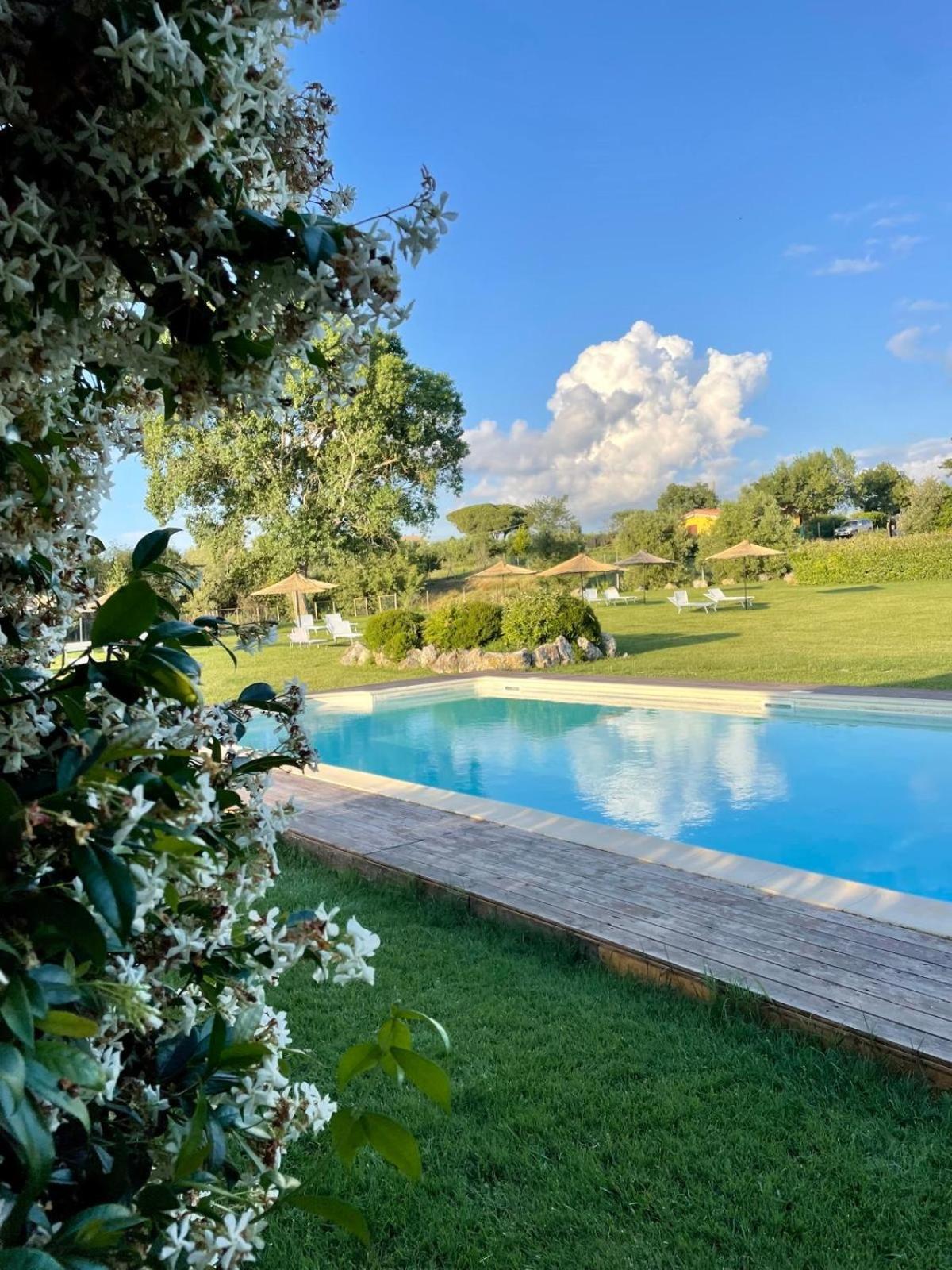 Agriturismo I Tre Fossi マリアーノ・イン・トスカーナ エクステリア 写真